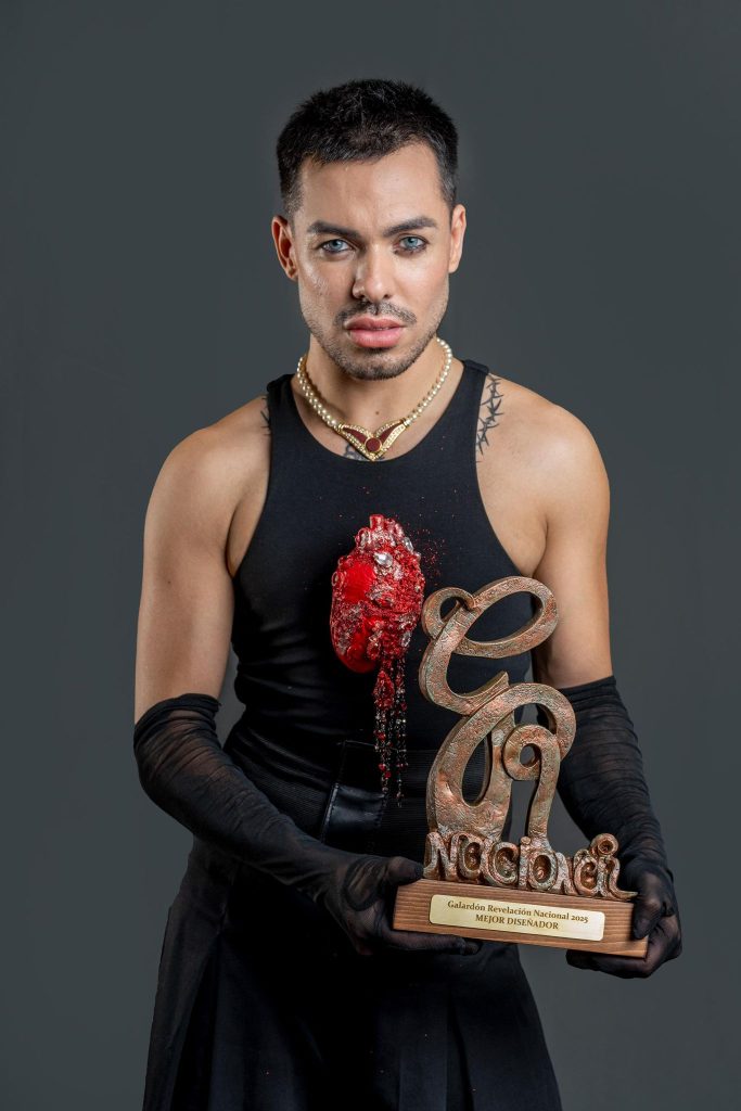 steven vazquez mejor disenador 2025